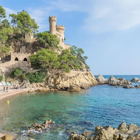 Sleeps 6 Villa