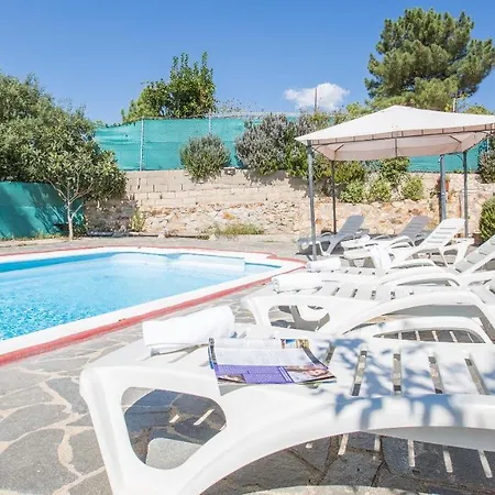 Sleeps 6 Villa Lloret de Mar
